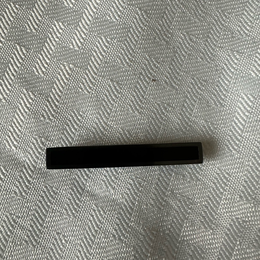 Chloe + Isabel Black Matte Bar Accessory